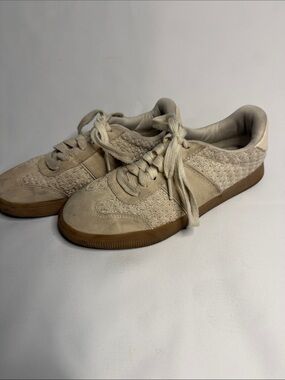 Kids Neutral Beige Lace-Up Sneakers